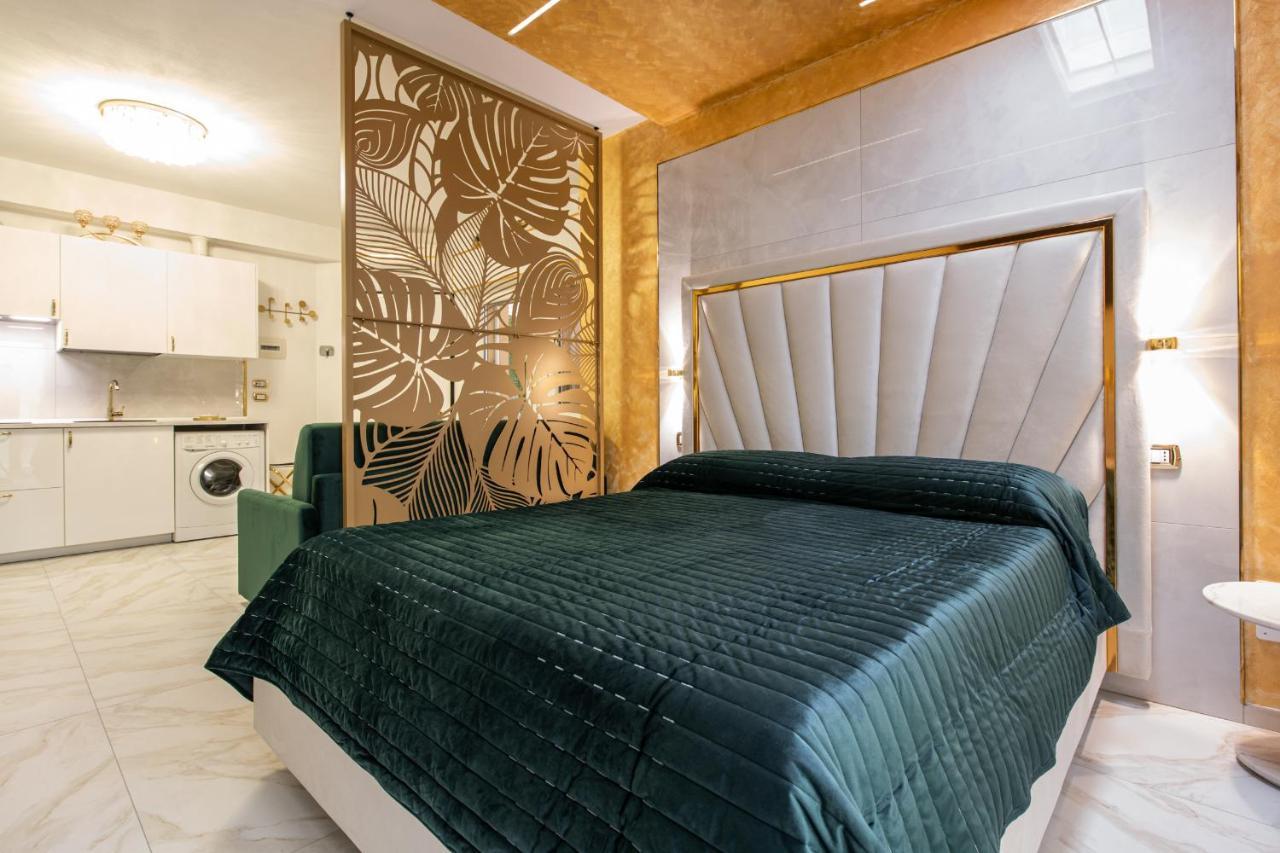 Fashion Apartment Gold Bologna With Jacuzzi & Car Garage Exterior foto